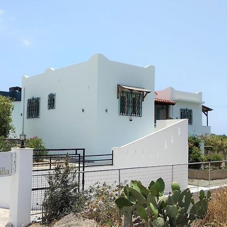 Adonis Villa コウトソウナリ エクステリア 写真
